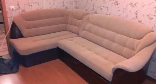 Перетяжка углового дивана. Соликамск
